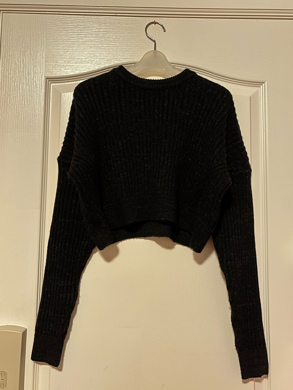 Urban Outfitters Black Cropped Ribbed Crewneck Sweater